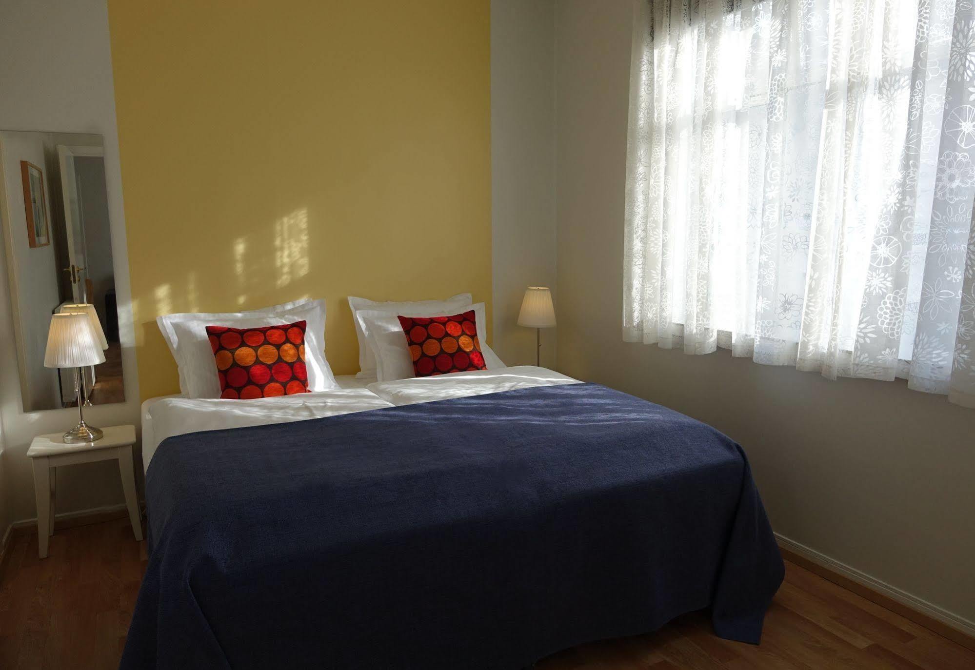 Hotel Castle House & Embassy Luxury