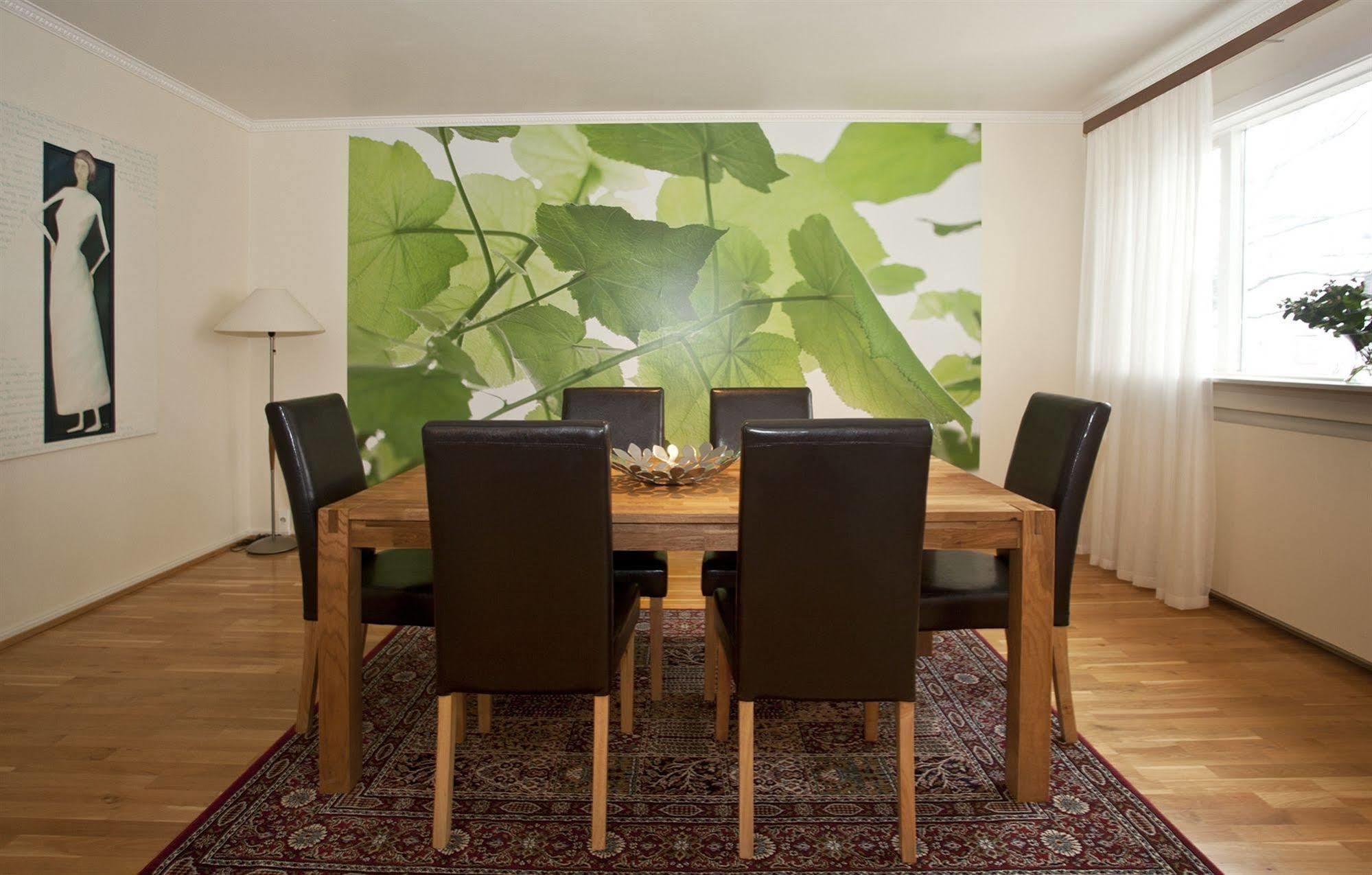 Castle House & Embassy Luxury 3*