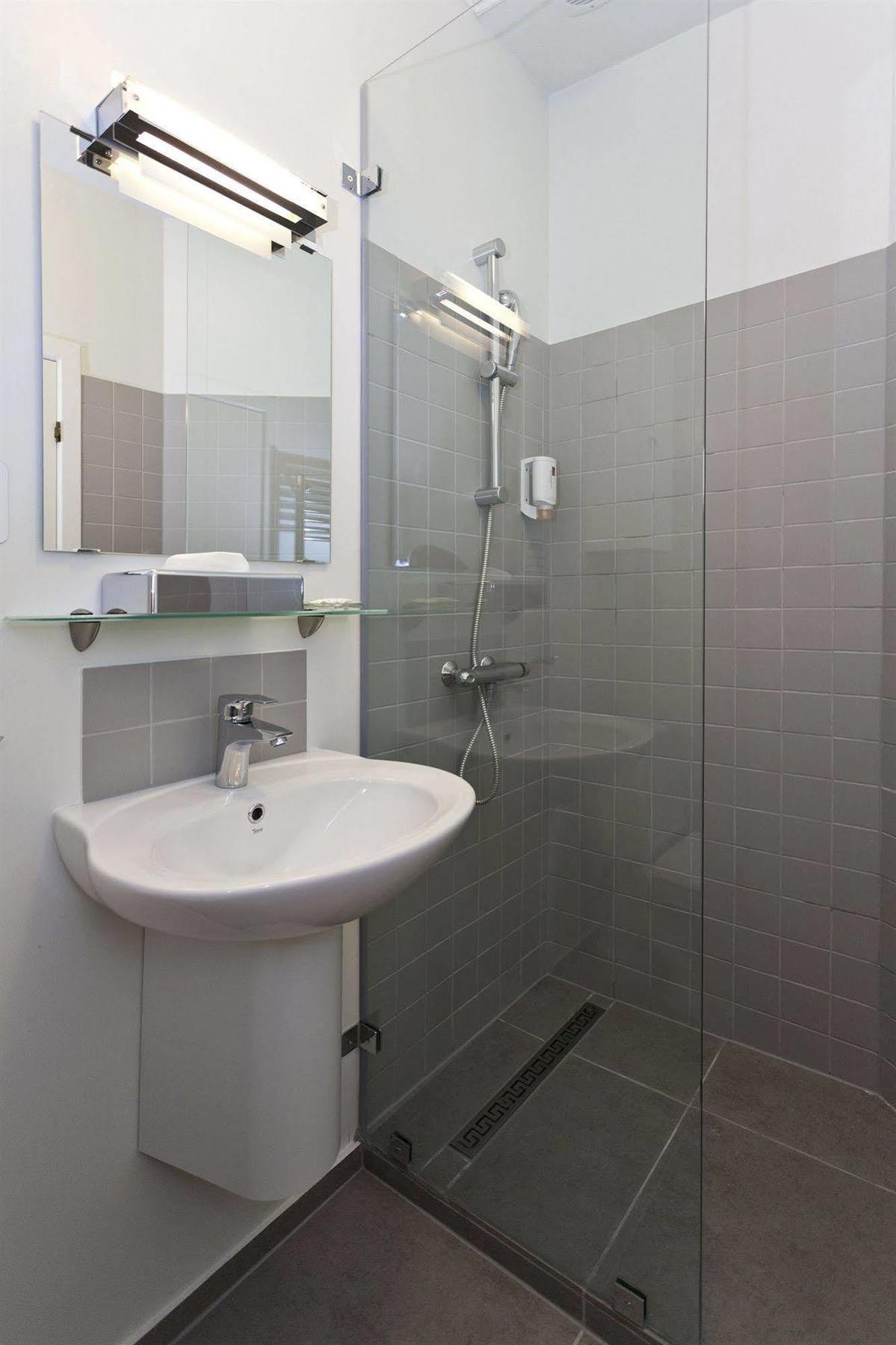 Castle House & Embassy Luxury 3* Reykjavik