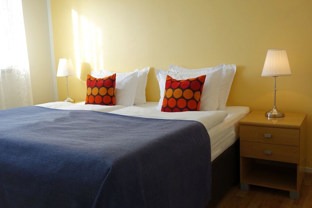 Castle House & Embassy Luxury 3*